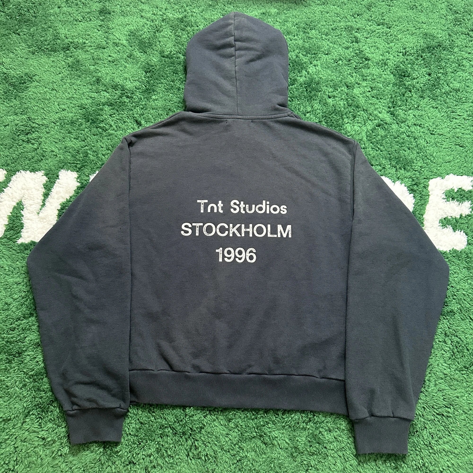 1996 hooded sweatshirt black