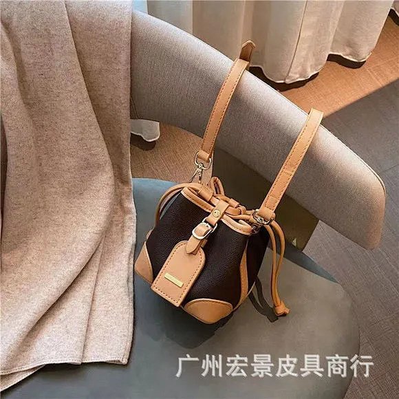 Dior saddle bag: seller detail photo 6