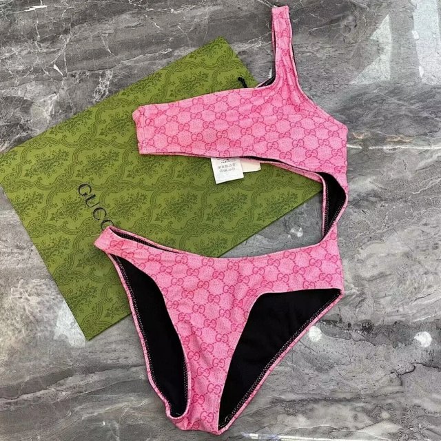 GUCCI bikini: seller detail photo 3