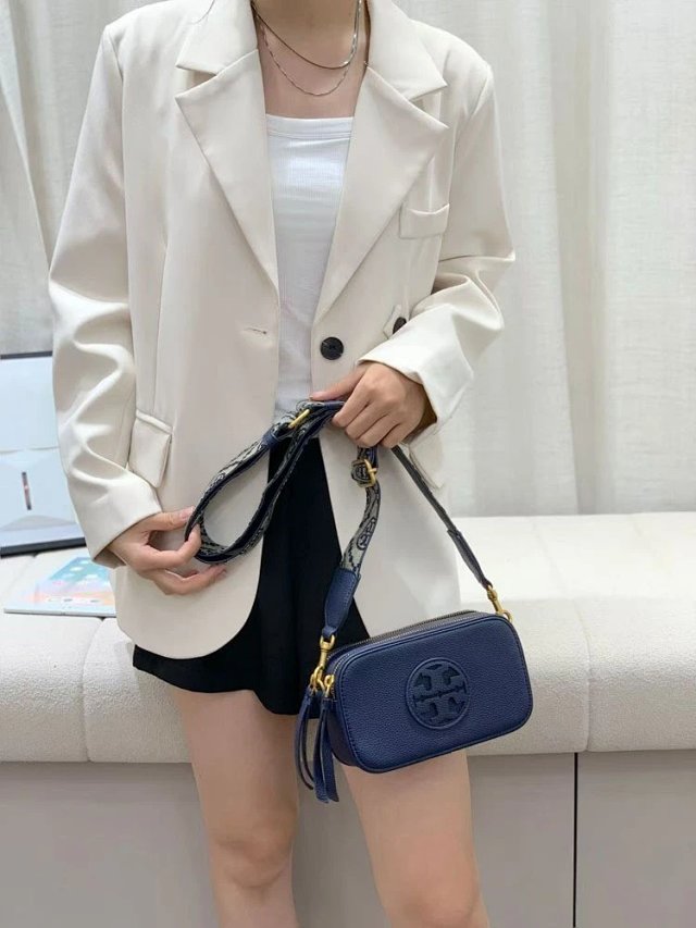 Tory Burch Crossbody: seller detail photo 8