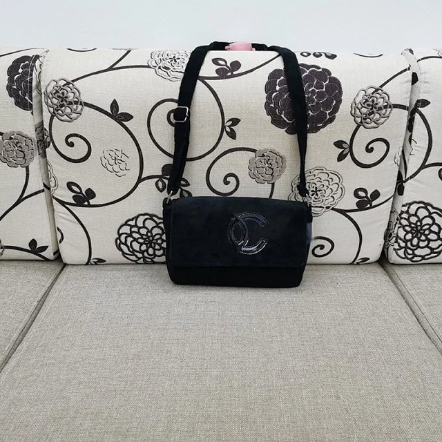 Chanel towel bag: seller detail photo 8
