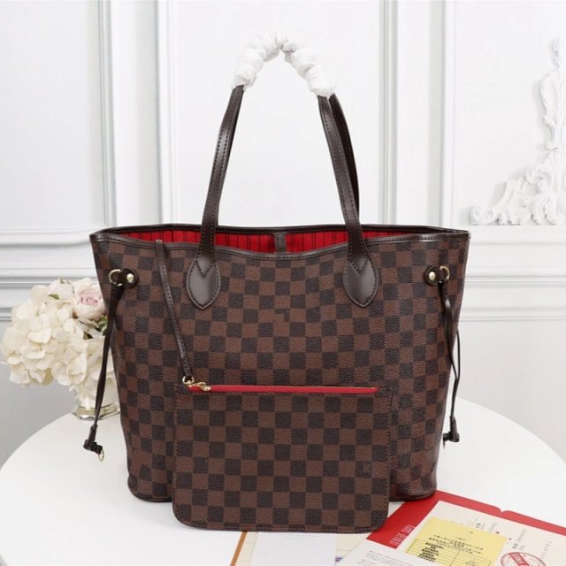 LV never full: seller detail photo 7