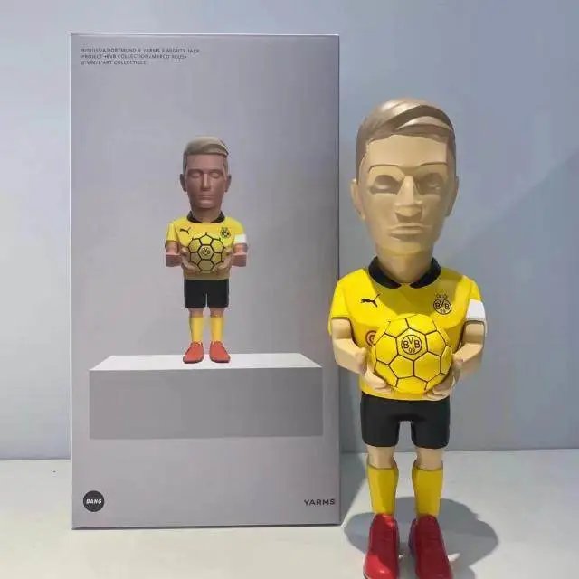 Borussia Dortmund x YARMS Marc Reus Bobblehead Figure Yellow Accessories