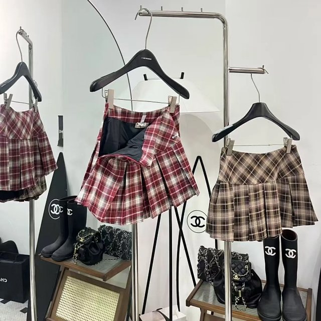 Burberry skirt: seller detail photo 2