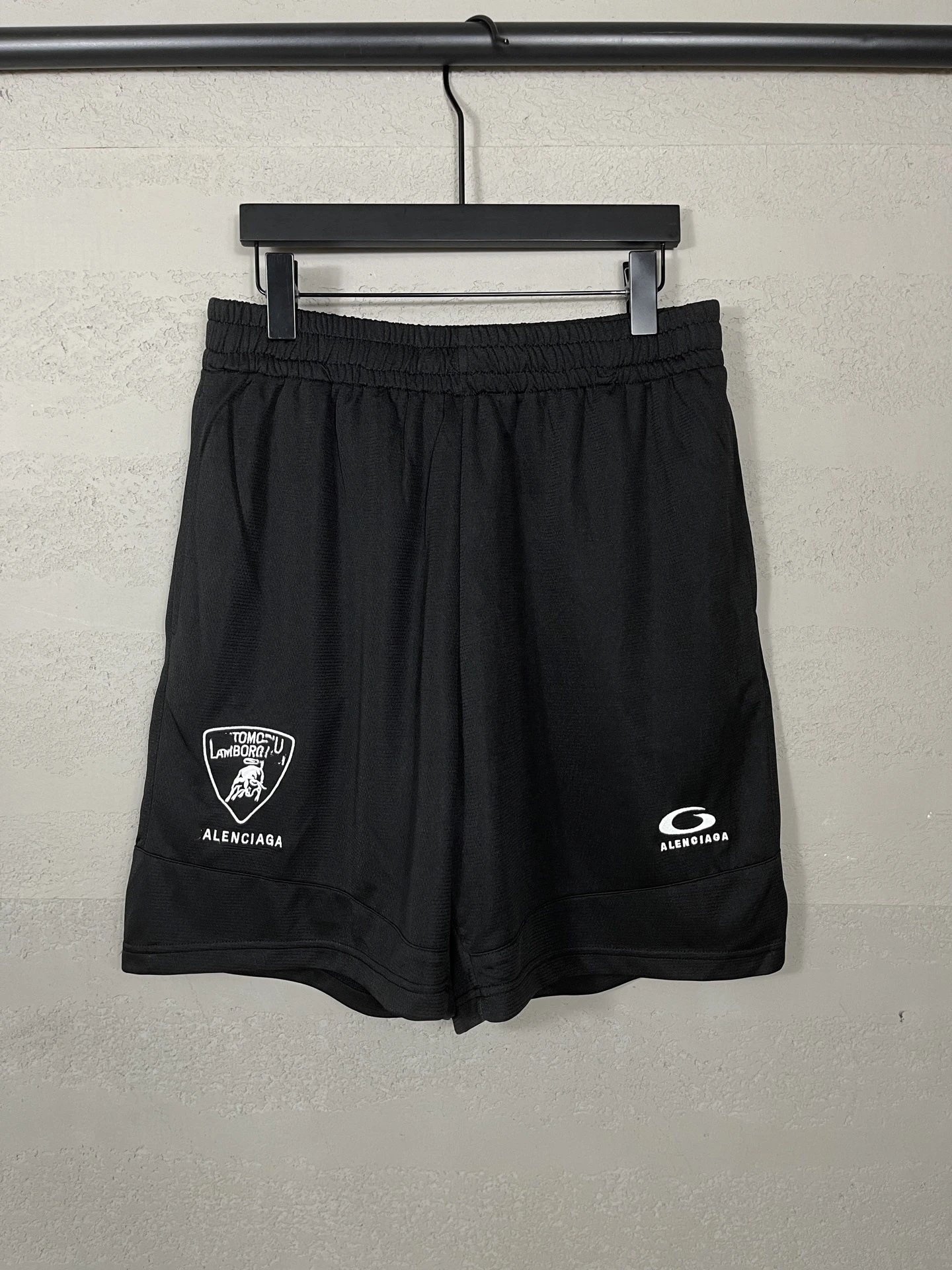 17 Black (Collaboration Lamborghini Basketball Shorts. Front Left & Right Embroidery)