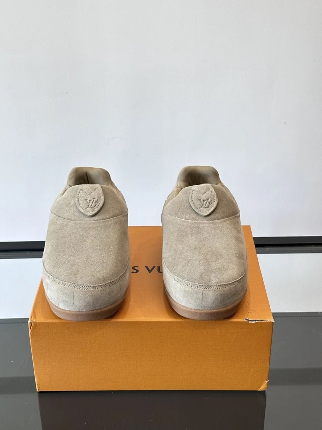 LV & Nigo Buttersoft: seller detail photo 3
