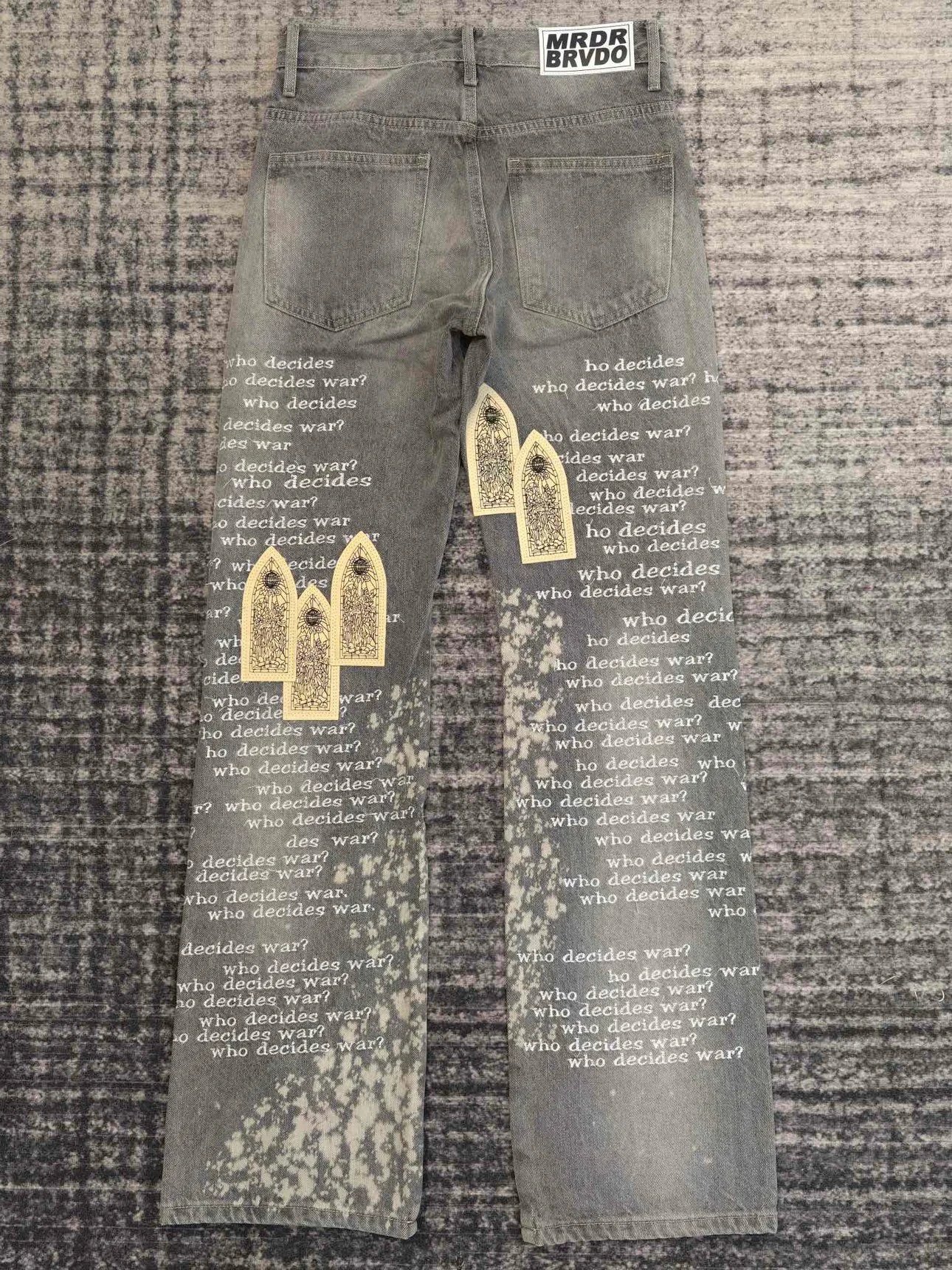 Design Who Decides War Stained Cathedral Print Jeans Gray Jeans - 3
