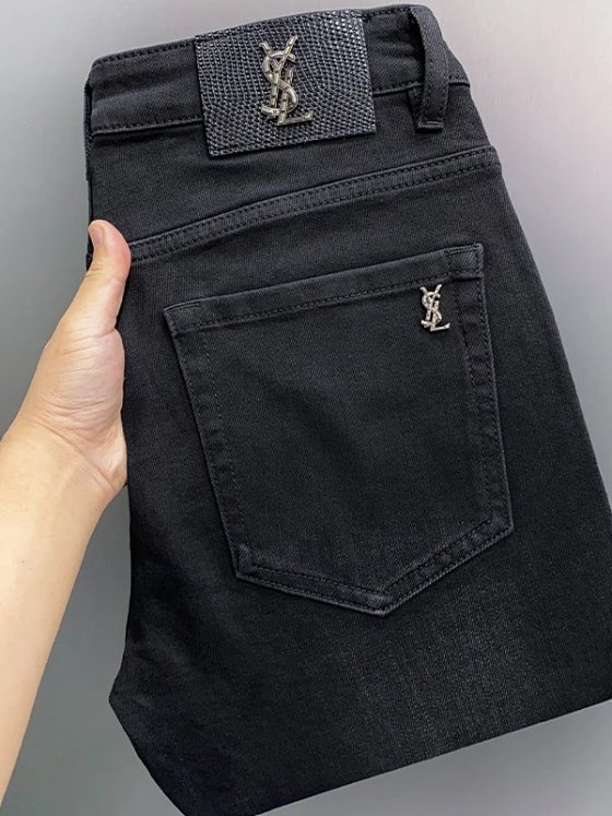 2025 Spring and Autumn New Brand Jeans Men's Slim fit Small Straight Tube Xinjiang Cotton Elastic High end Light Luxury Trendy Brand
