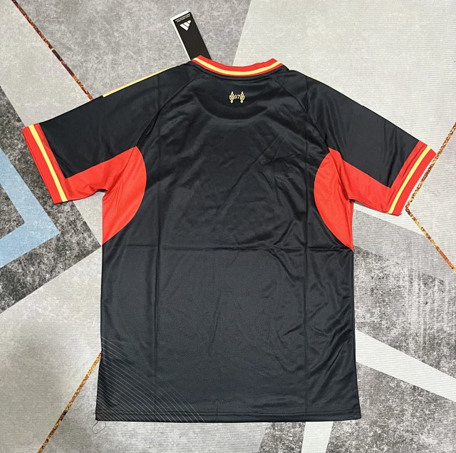 Liverpool Jersey: seller detail photo 2