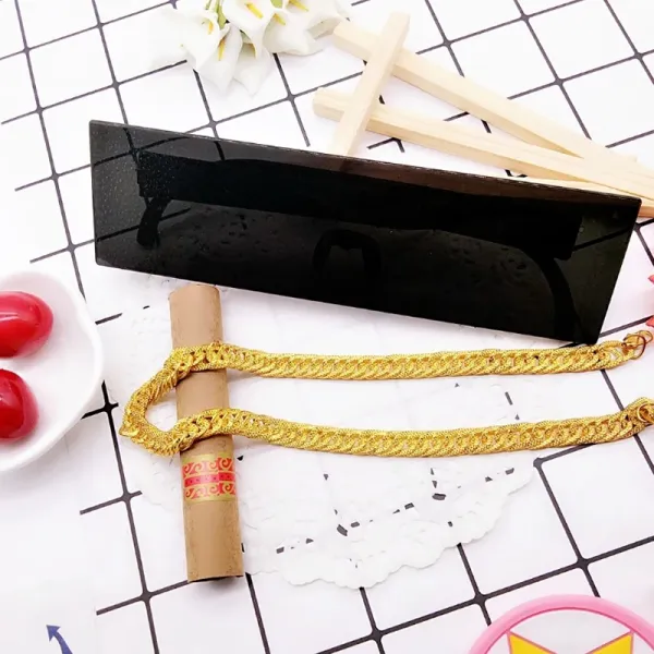 Design Gold Chain Necklace with Cigar Holder Black Acrylic Display Jewelry - 1