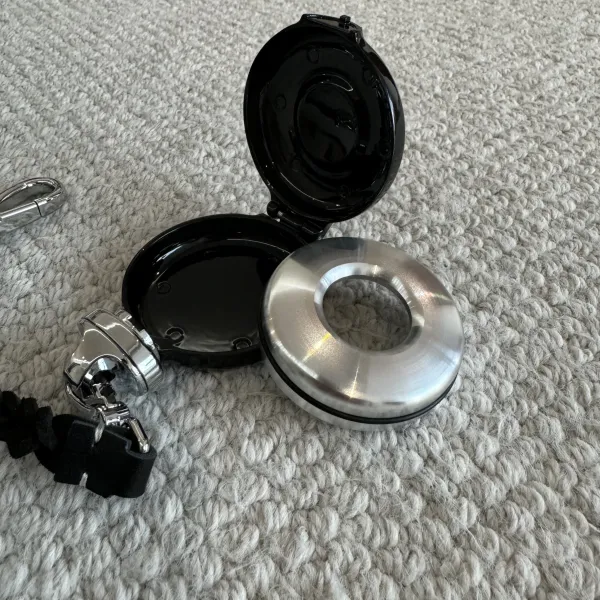 Vivienne Westwood Red Label Orb Compact Perfume Red - 12