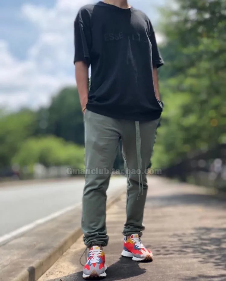Fear of God Essentials Logo T-Shirt Black - 5