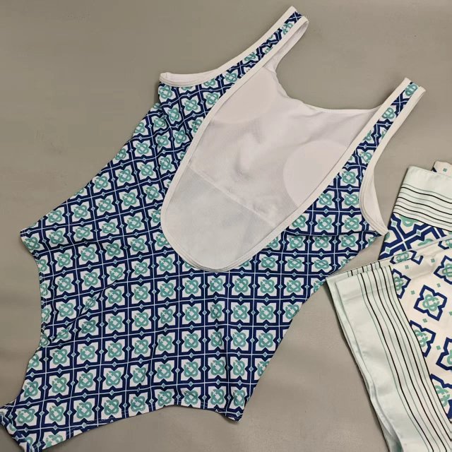 Bikini: seller detail photo 8