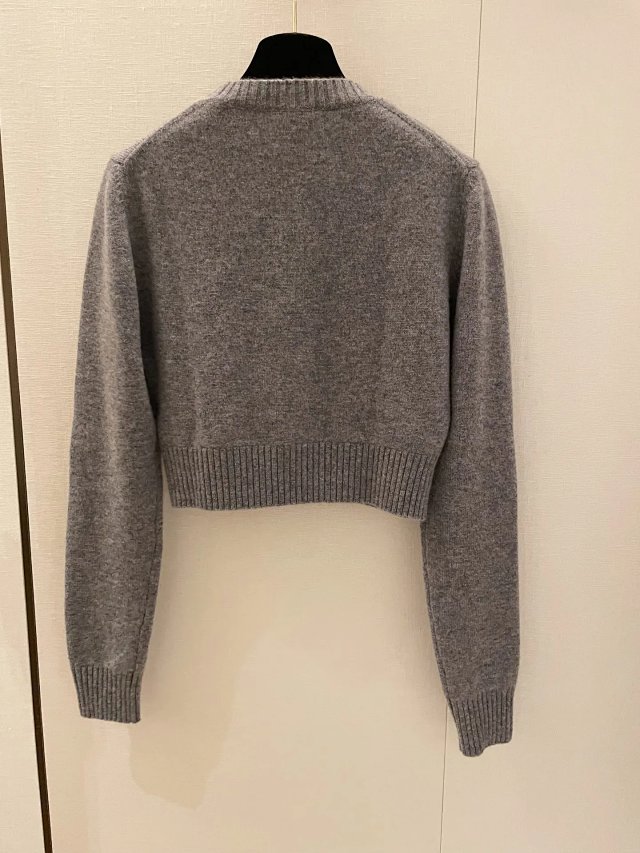 Miu sweater: seller detail photo 8