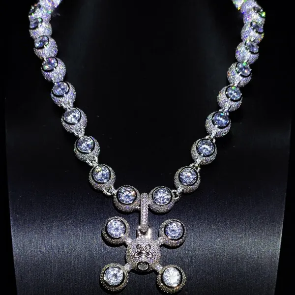 Design Crystal-Encrusted Pendant Necklace Silver Jewelry - 1