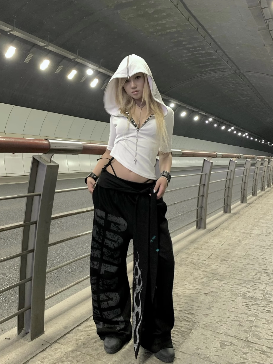 No E Mosen "Confront" Sweats