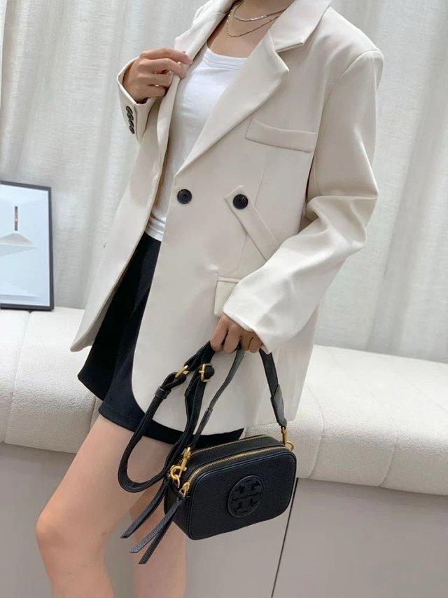 Tory Burch Crossbody: seller detail photo 9