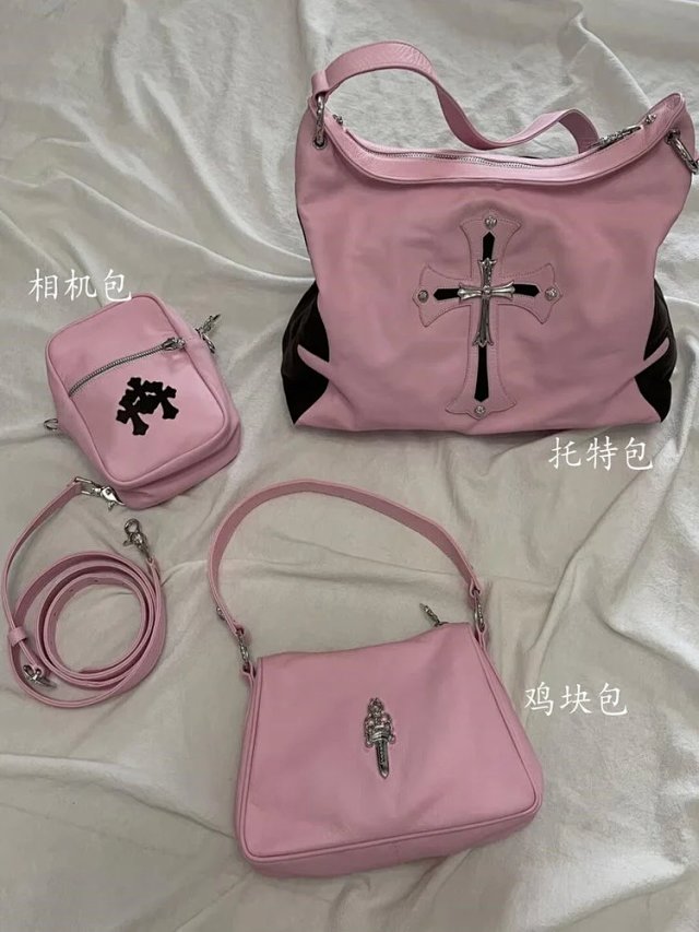 Chrome hearts bag: seller detail photo 1