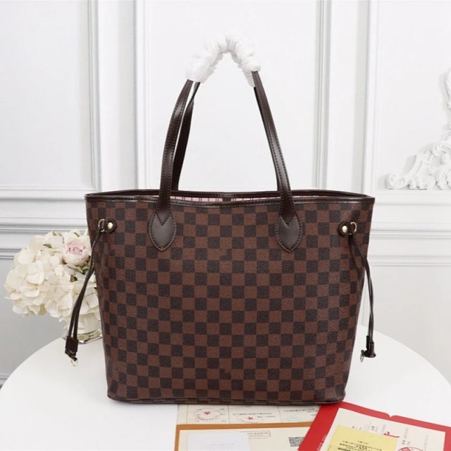 LV never full: seller detail photo 10