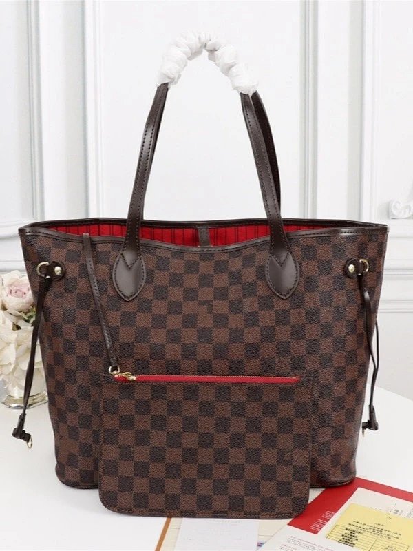 LV never full: seller detail photo 1
