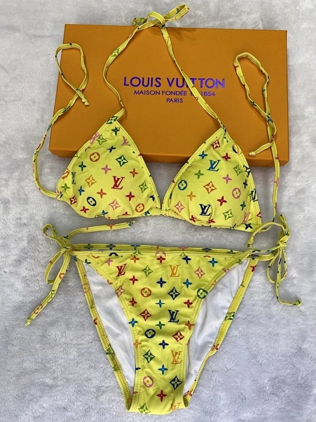 LV bikini: seller detail photo 4