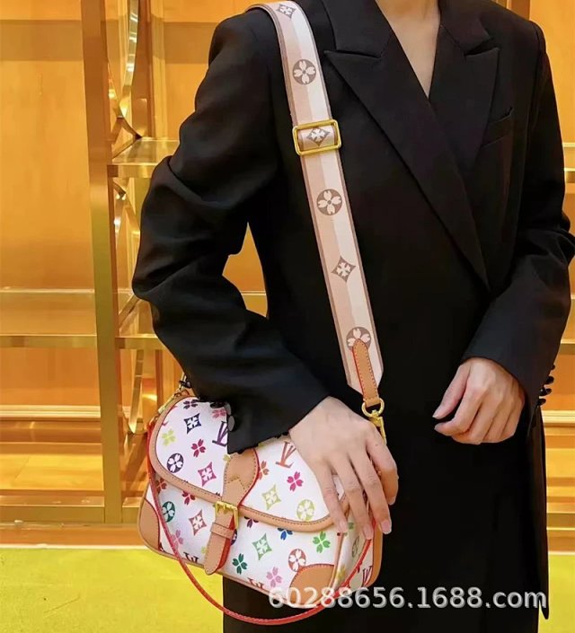 Lv denim crossbody: seller detail photo 8