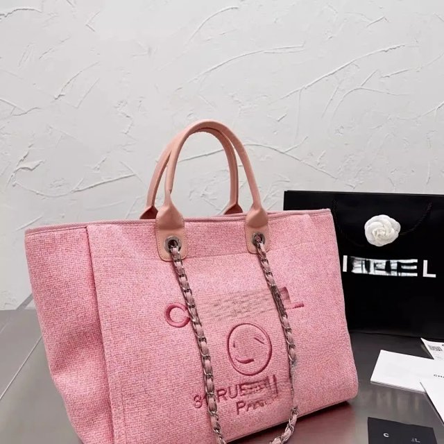 Chanel tote bag: seller detail photo 13