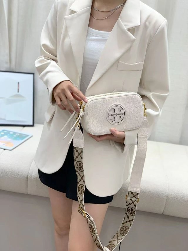 Tory Burch Crossbody: seller detail photo 7