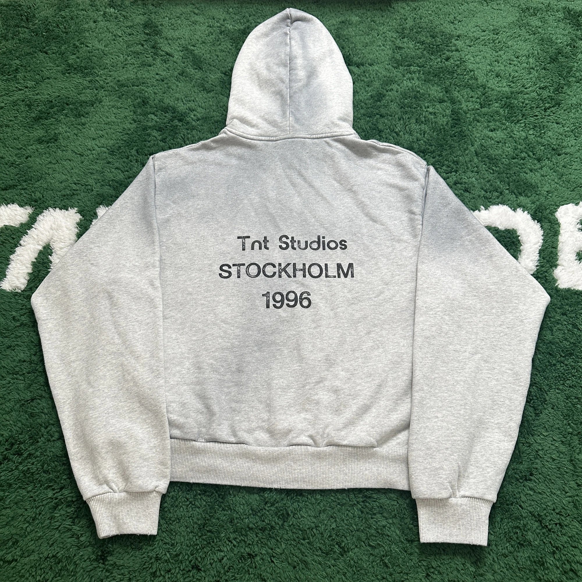 1996 hooded sweatshirt gray