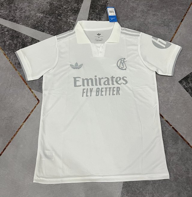 Real Madrid Jersey: seller detail photo 1