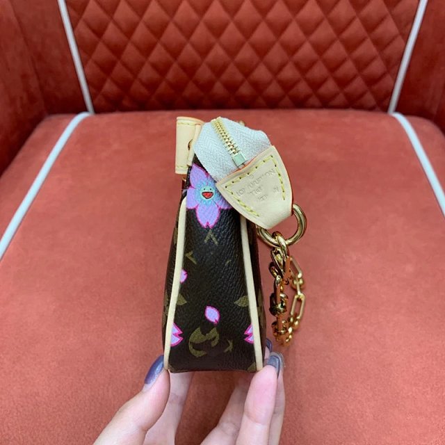 LV murakami bag: seller detail photo 11