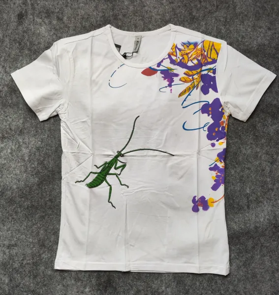 Design Zbang! Insect Print Graphic T-Shirt White T-Shirts - 1
