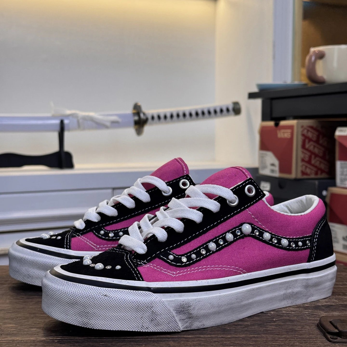 SK8 Premium Pearlized Distressed Vintage Retro Casual Canvas Skate Shoes