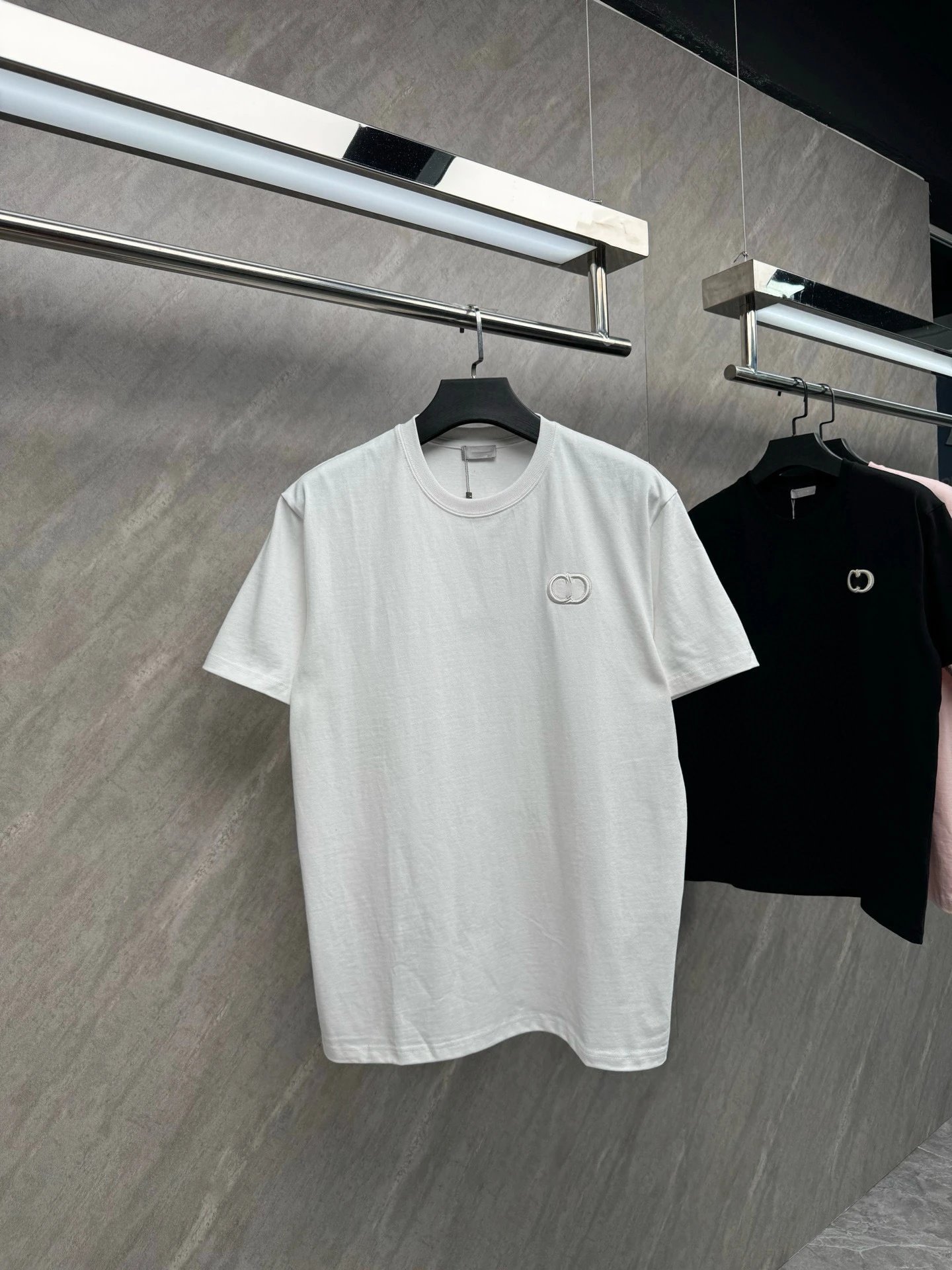 Design Logo Embroidered Crew Neck T-Shirt in Pink, Black, and White - 6