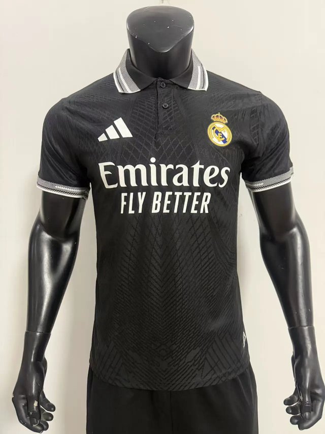 Real Madrid Jersey: seller detail photo 1
