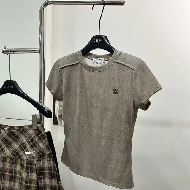 CHANEL tee: seller detail photo 7