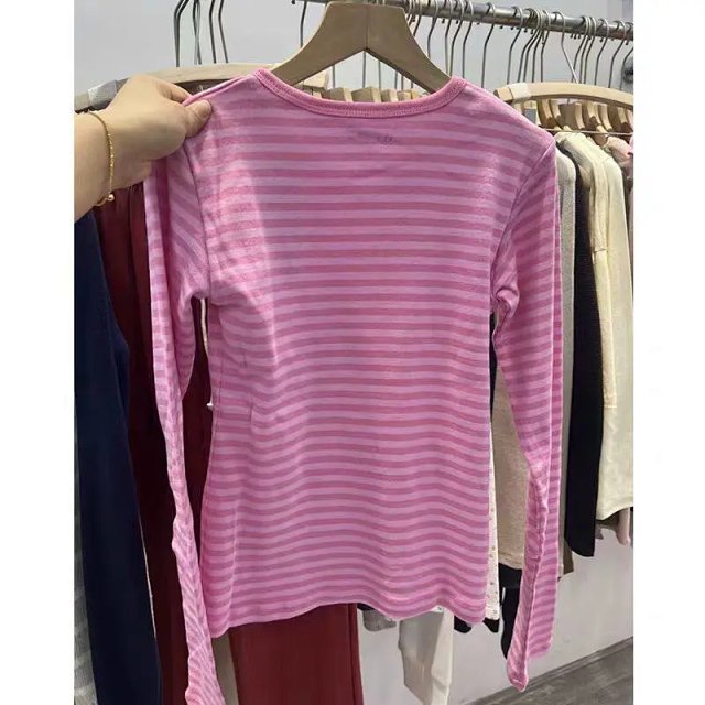 Brandy Melville striped long sleeve: seller detail photo 8