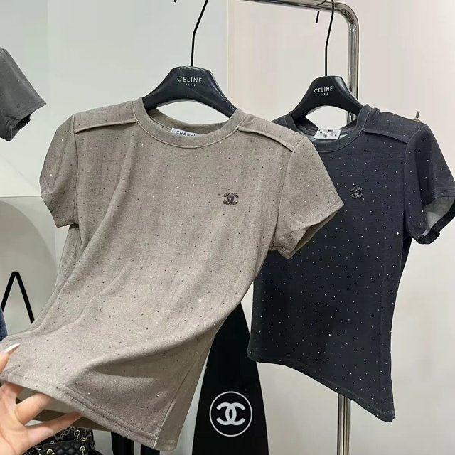 CHANEL tee: seller detail photo 6