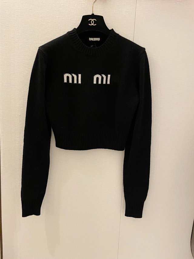 Miu sweater: seller detail photo 10