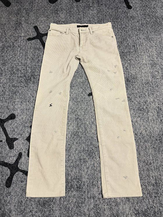 Undercover 06AW GURUGURU白色昆虫灯芯绒长裤
