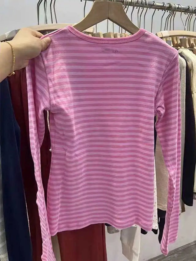 Brandy Melville striped long sleeve: seller detail photo 2