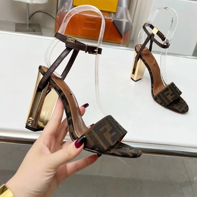 FENDI high heels: seller detail photo 7