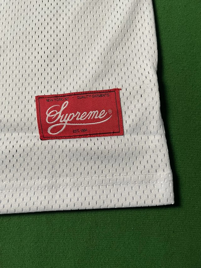 Supreme: seller detail photo 9