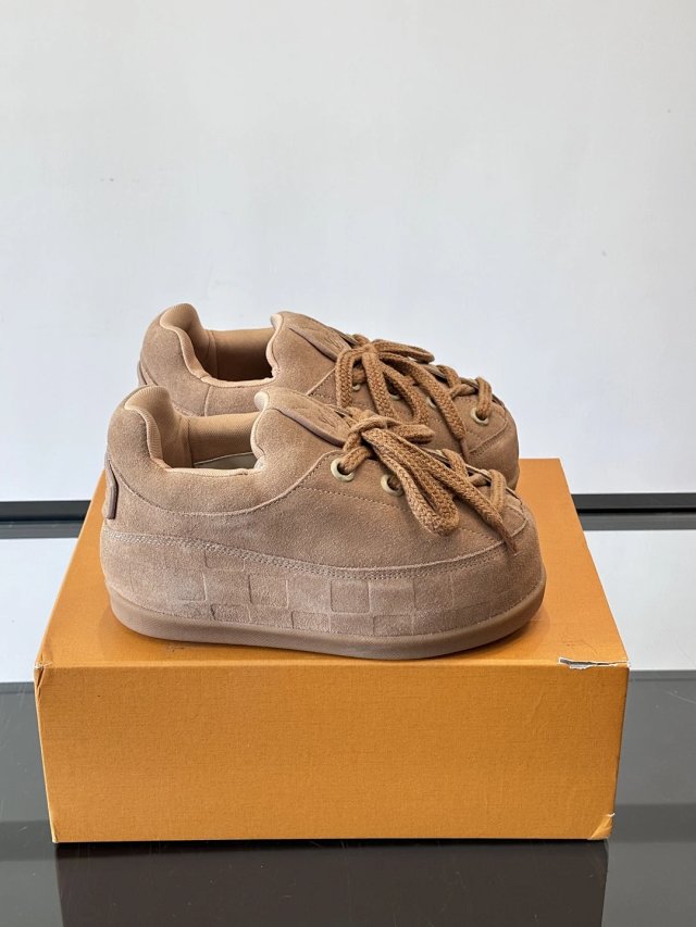 LV & Nigo Buttersoft: seller detail photo 12