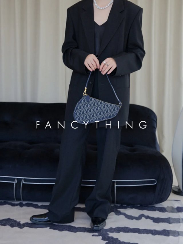 Dior Bag: seller detail photo 13