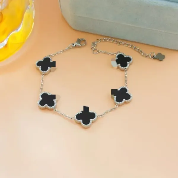 Design Four-Leaf Clover Black Onyx Bracelet Silver Tone Jewelry - 1