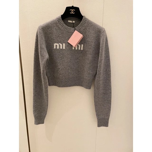 Miu sweater: seller detail photo 4