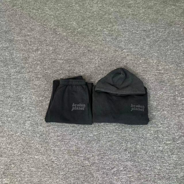 Broken plane Hoodie: seller detail photo 8