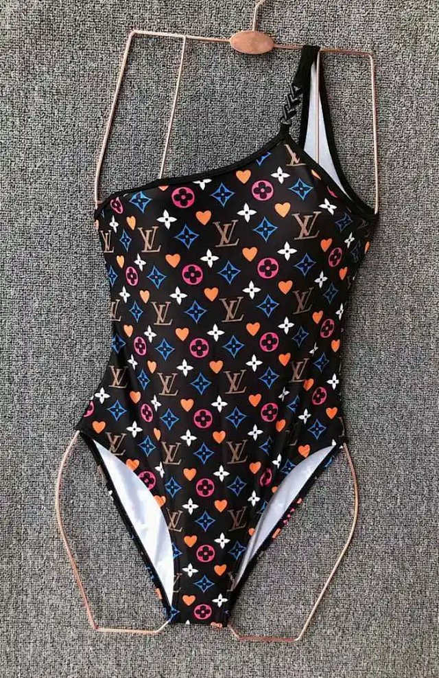 LV bikini: seller detail photo 7