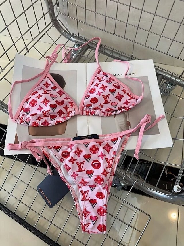 LV bikini: seller detail photo 3